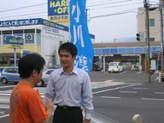 郷東交差点で